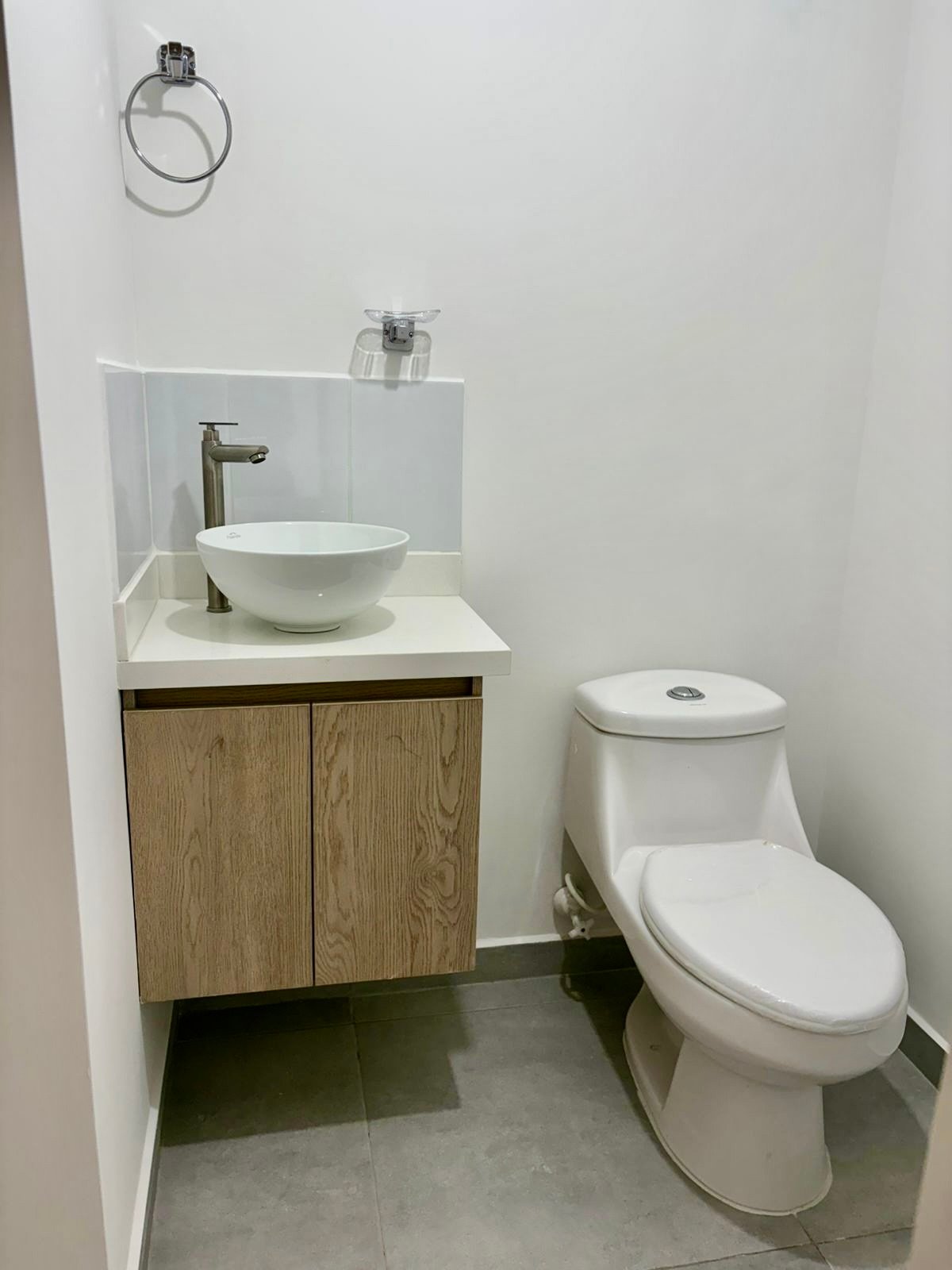 Local Comercial en Arriendo o Venta en Itagüí – 97 m² en Excelente Ubicación