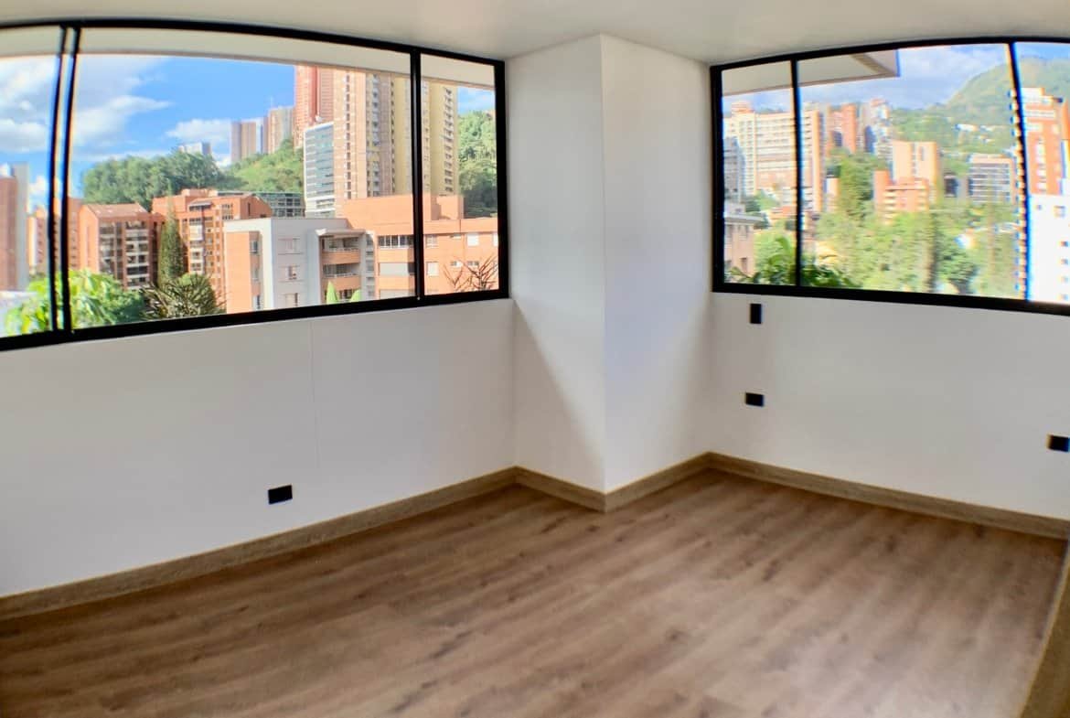 Apartamento Nuevo en Medellín de 192 m² con Habitación de Servicio