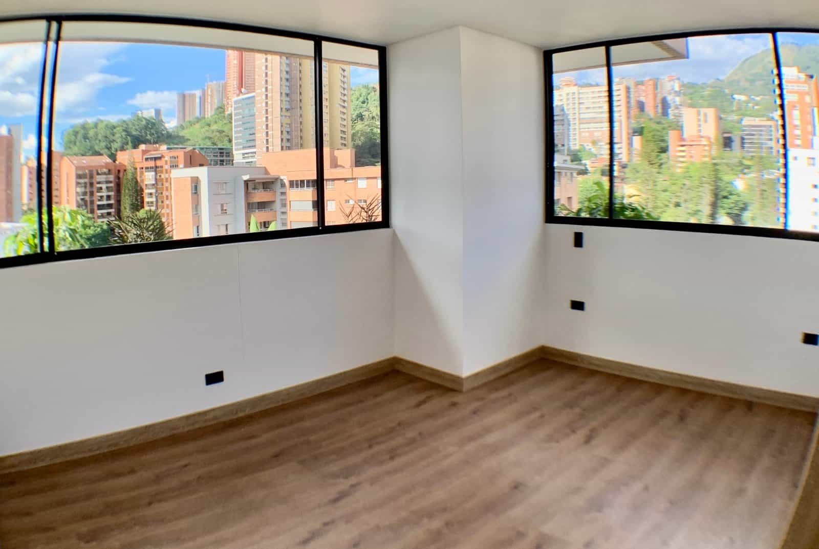 IMG_0403 Apartamento Nuevo en Medellín de 192 m² con Habitación de Servicio