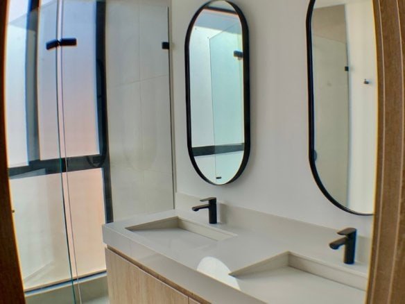 Apartamento Nuevo en Medellín de 192 m² con Habitación de Servicio