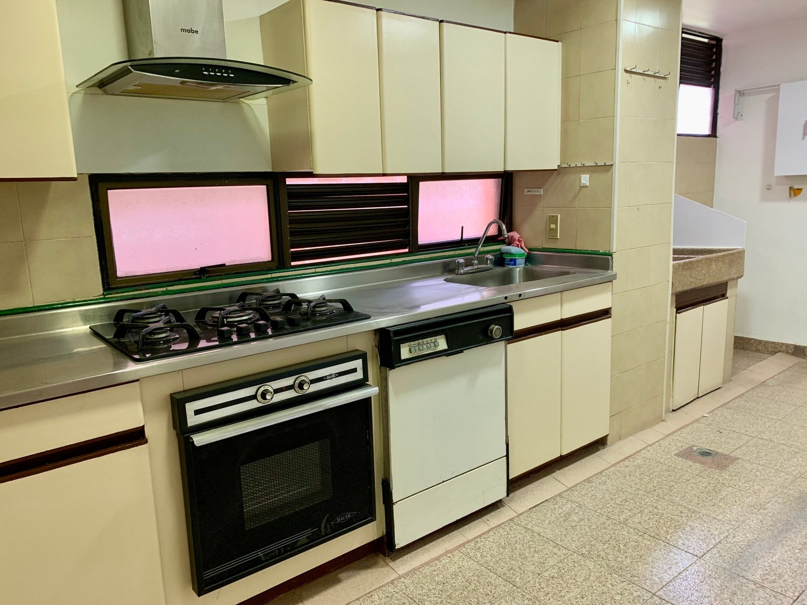 Apartamento en El Poblado Ideal para Familias y Mascotas – 116 m²