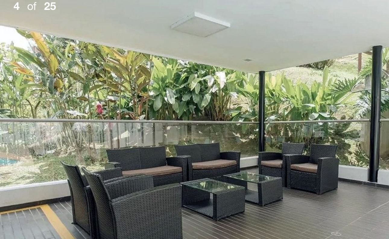 Apartamento Moderno en El Poblado con Sonido Integrado y Acabados Premium