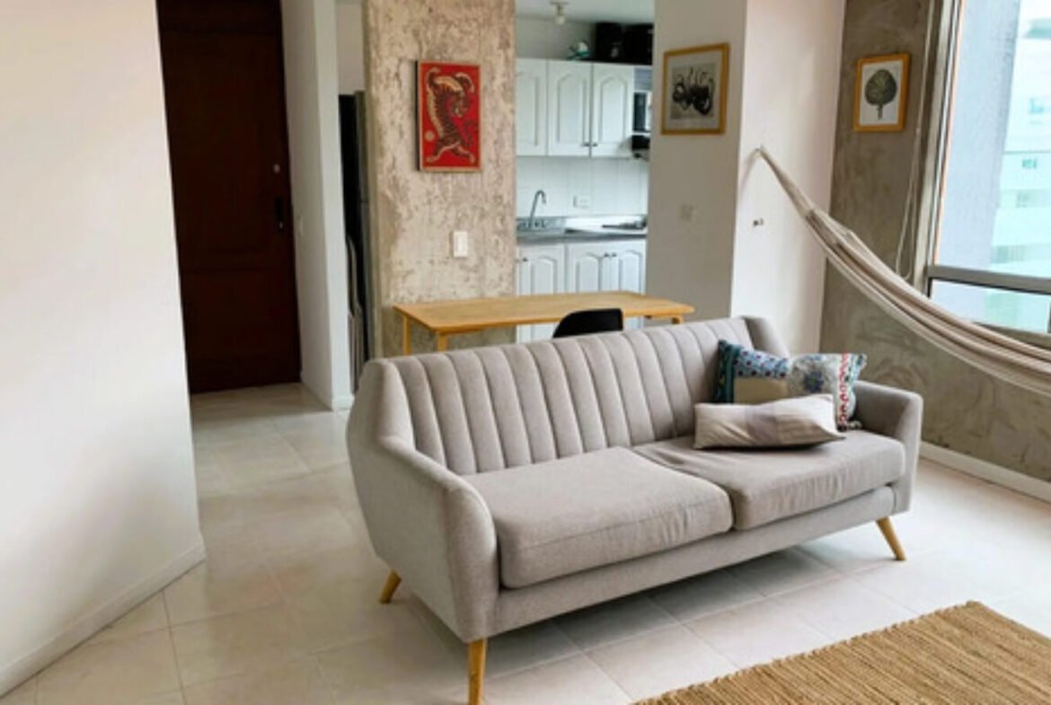 Apartamento En Arriendo En El Poblado Amoblado Y Sin Amoblar En Manila | Vista Al Parque Natural Telemedellín Con 50 M², 2 Habitaciones, 2 Baños Y Parqueadero