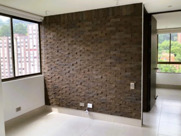 Apartamento En Arriendo En Las Lomas El Poblado Medellín | Ubicado En El Piso 16 Con Piscina, Gym Y Zonas Verdes Cerca De El Tesoro Con 72 M2, 2 Habitaciones Y 2 Parqueaderos