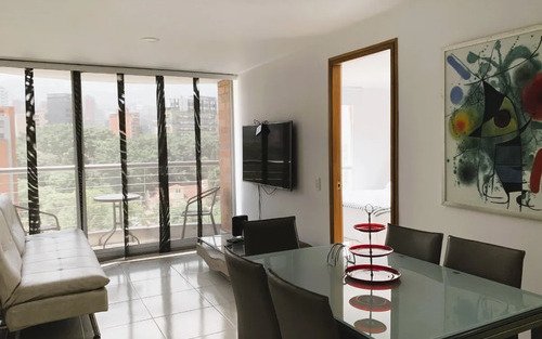 Apartamento Remodelado Y Amoblado En Venta En Patio Bonito El Poblado | Piso Alto Cerca De Milla De Oro Con 53 M², 1 Habitación, 2 Baños Y Parqueadero