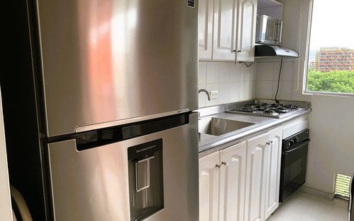 Apartamento Amoblado En Arriendo En El Poblado Medellín Cerca A Ciudad Del Río, Sector Villa Carlota | 2 Habitaciones, 2 Baños Y Parqueadero