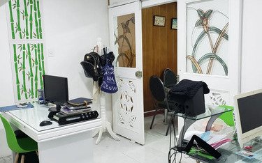 Bodega En Arriendo En Barrio Colombia, Poblado, Medellín | 2.450 M² Construidos Y Amplias Áreas Operativas