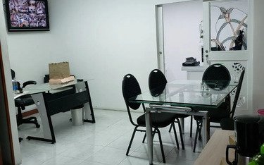 Bodega En Arriendo En Barrio Colombia, Poblado, Medellín | 2.450 M² Construidos Y Amplias Áreas Operativas