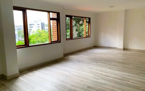 Apartamento Remodelado En Castropol, El Poblado Medellín | 187 M2, 3 Habitaciones, 3 Baños, 2 Parqueaderos Y Reserva Ecológica