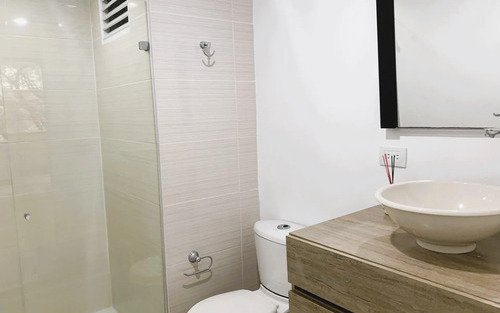 Apartamento Remodelado En Castropol, El Poblado Medellín | 187 M2, 3 Habitaciones, 3 Baños, 2 Parqueaderos Y Reserva Ecológica