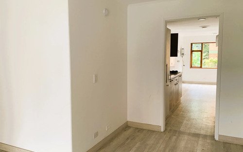 Apartamento Remodelado En Castropol, El Poblado Medellín | 187 M2, 3 Habitaciones, 3 Baños, 2 Parqueaderos Y Reserva Ecológica
