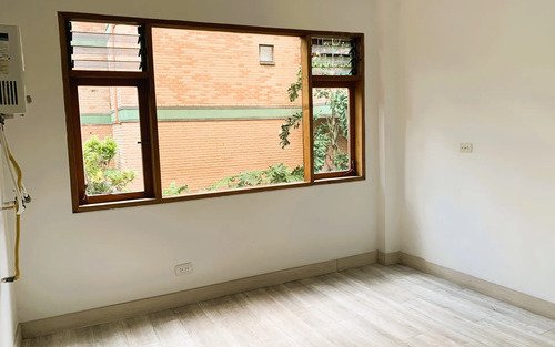 Apartamento Remodelado En Castropol, El Poblado Medellín | 187 M2, 3 Habitaciones, 3 Baños, 2 Parqueaderos Y Reserva Ecológica