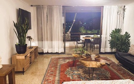 Apartamento En Arriendo En Las Lomas 2, El Poblado | 145 M2, Opción Amoblado, 4 Habitaciones Y 2 Parqueaderos