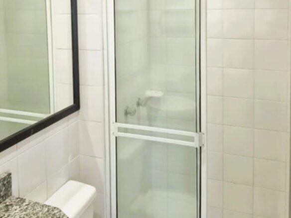Apartamento De 65 M² En Arriendo En San Julián El Poblado Medellín Con 3 Habitaciones, 2 Baños, Parqueadero Privado Y Excelente Ubicación Cerca De San Diego, Premium Plaza, Ciudad Del Río Y Las Palmas
