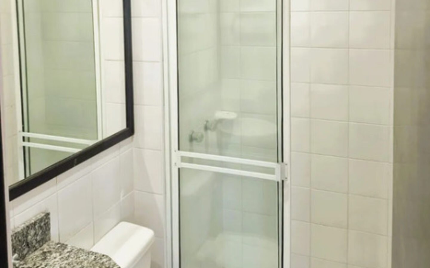 Apartamento De 65 M² En Arriendo En San Julián El Poblado Medellín Con 3 Habitaciones, 2 Baños, Parqueadero Privado Y Excelente Ubicación Cerca De San Diego, Premium Plaza, Ciudad Del Río Y Las Palmas