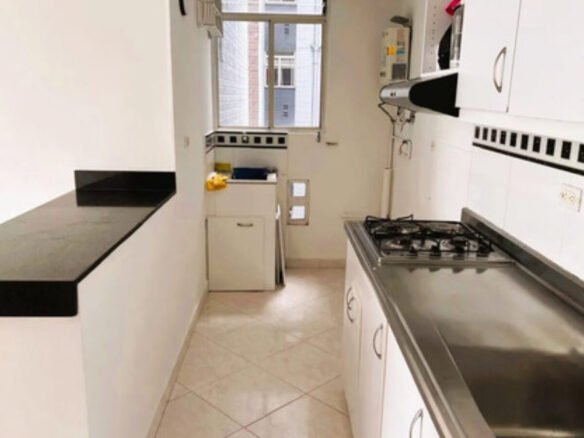 Apartamento De 65 M² En Arriendo En San Julián El Poblado Medellín Con 3 Habitaciones, 2 Baños, Parqueadero Privado Y Excelente Ubicación Cerca De San Diego, Premium Plaza, Ciudad Del Río Y Las Palmas