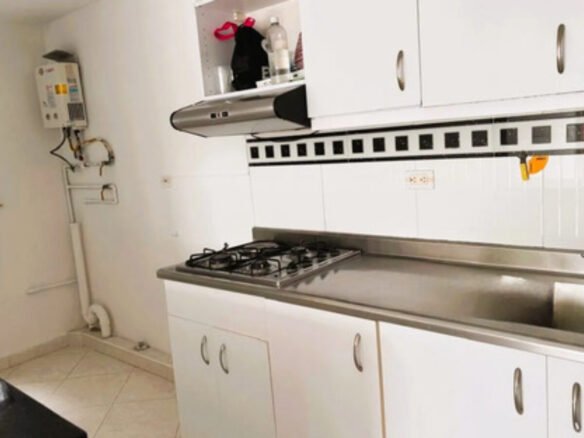 Apartamento De 65 M² En Arriendo En San Julián El Poblado Medellín Con 3 Habitaciones, 2 Baños, Parqueadero Privado Y Excelente Ubicación Cerca De San Diego, Premium Plaza, Ciudad Del Río Y Las Palmas