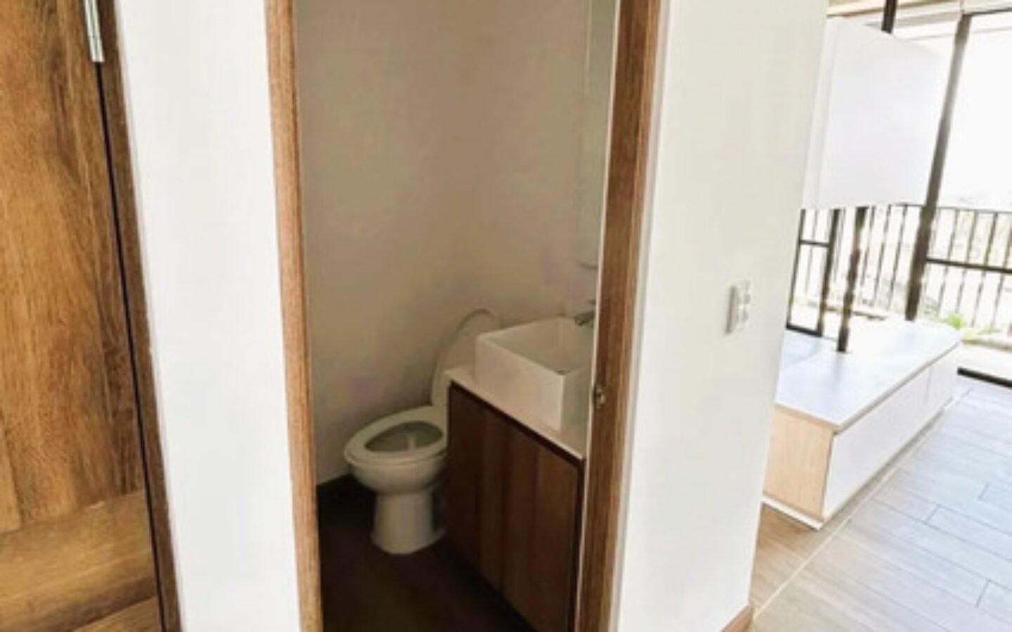 Apartamento Tipo Loft De 47 M² En Arriendo En Ciudad Del Río, Medellín. Ed Distrito Vera. Con Balcón, Parqueadero Privado, Zona De Ropas Independiente Y Acceso A Piscina, Coworking, Gimnasio…
