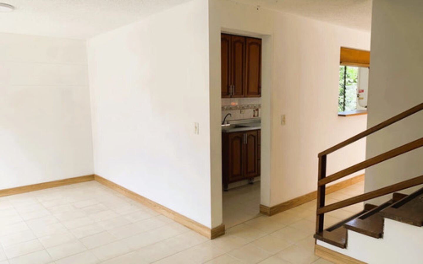 Apartamento En Arriendo En El Poblado, En El Sector De Ciudad Del Río Medellín | 3 Habitaciones Y 2 Parqueaderos Excelente Ubicación Cerca De Premium Plaza, San Diego Y El Mamm