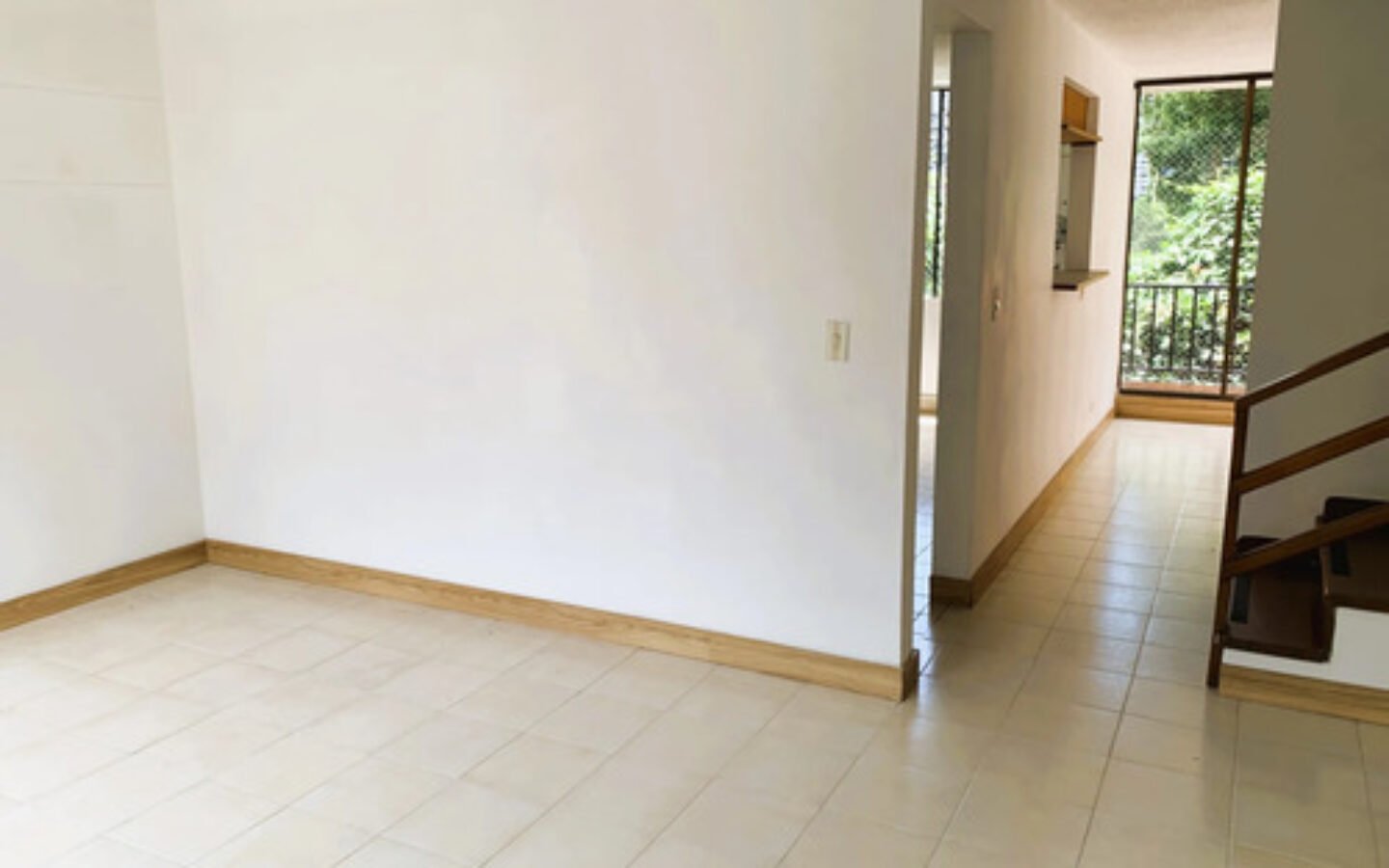 Apartamento En Arriendo En El Poblado, En El Sector De Ciudad Del Río Medellín | 3 Habitaciones Y 2 Parqueaderos Excelente Ubicación Cerca De Premium Plaza, San Diego Y El Mamm