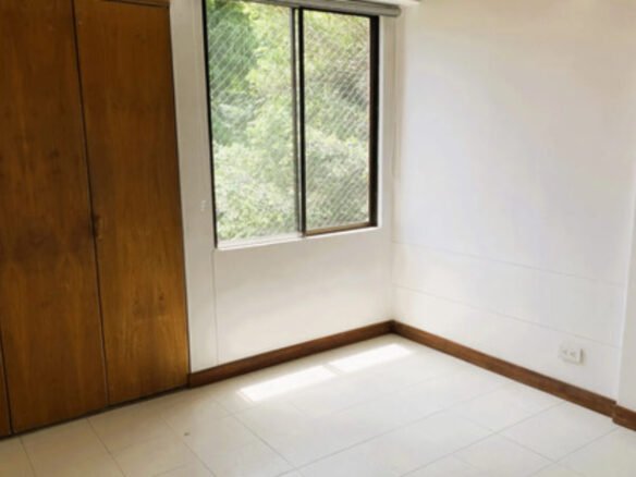 Apartamento En Arriendo En El Poblado, En El Sector De Ciudad Del Río Medellín | 3 Habitaciones Y 2 Parqueaderos Excelente Ubicación Cerca De Premium Plaza, San Diego Y El Mamm