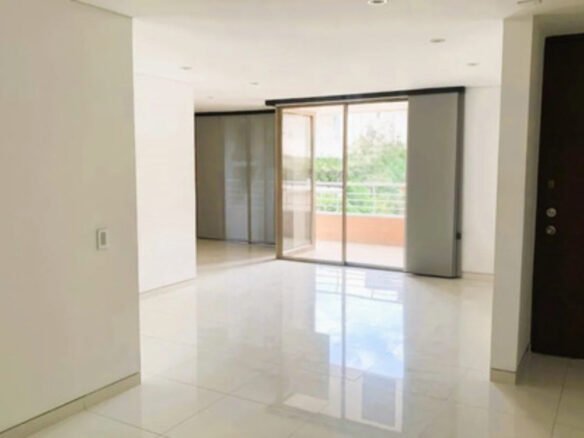 Apartamento En Arriendo En El Poblado En El Sector De Patio Bonito, Medellín. Negociable | 136 M2 3 Habitaciones + Servicio Cerca De Oviedo Y Santafé.