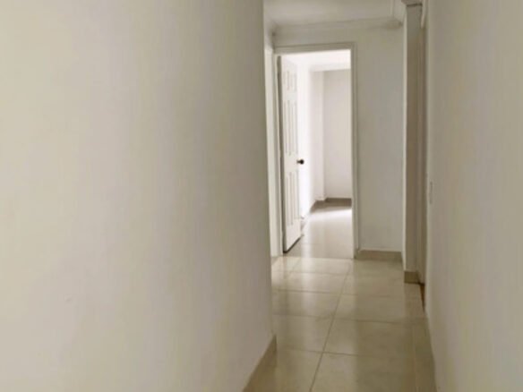 Apartamento En Arriendo En Provenza, El Poblado Medellín . 140 M2, 3 Habitaciones Más Servicio, 3 Baños Y Parqueadero. Excelente Ubicación