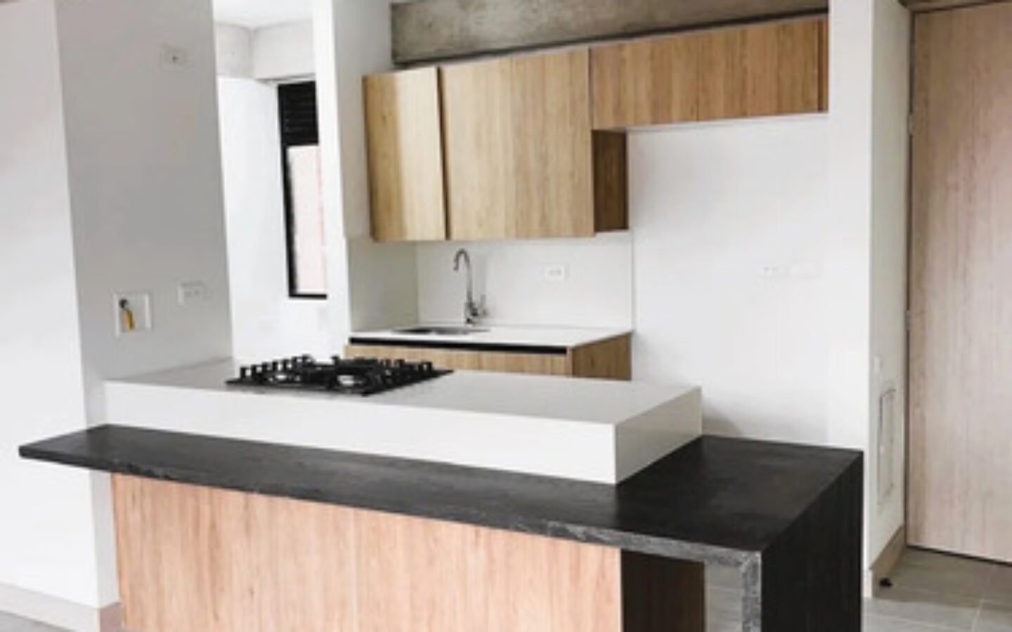 simh-crop-9472-9473 Apartamento Nuevo Negociable En Venta En Bello, Antioquia 61 M², 2 Habitaciones Y Parqueadero Privado, Excelente Ubicación Cerca De Fabricato, Puerta Del Norte Y El Metro
