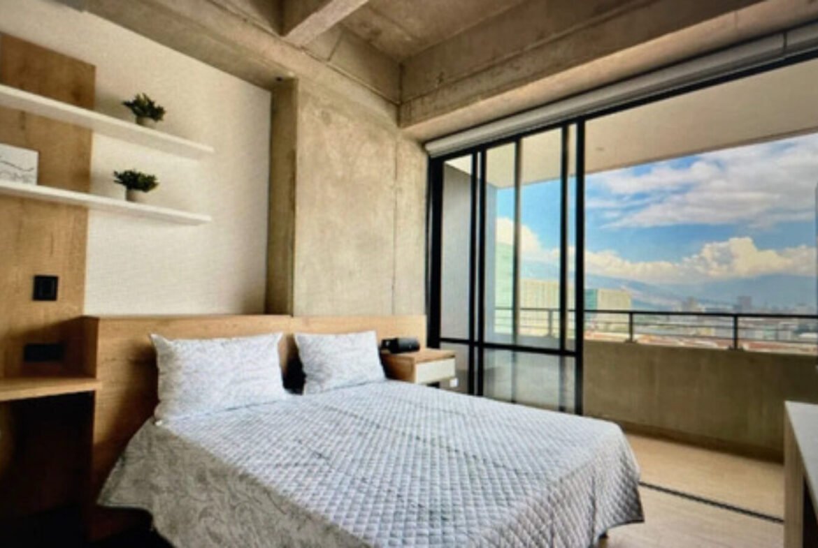 Apartamento Tipo Loft De 47 M² En Venta En Ciudad Del Río, Medellín. Ed Distrito Vera. Con Balcón, Parqueadero Privado, Zona De Ropas Independiente Y Acceso A Piscina, Coworking, Gimnasio…