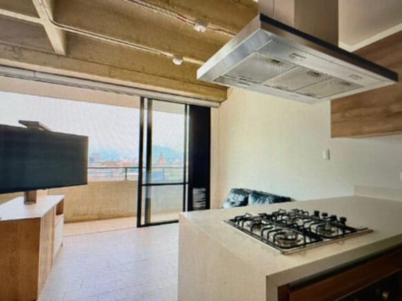 Apartamento Tipo Loft De 47 M² En Venta En Ciudad Del Río, Medellín. Ed Distrito Vera. Con Balcón, Parqueadero Privado, Zona De Ropas Independiente Y Acceso A Piscina, Coworking, Gimnasio…