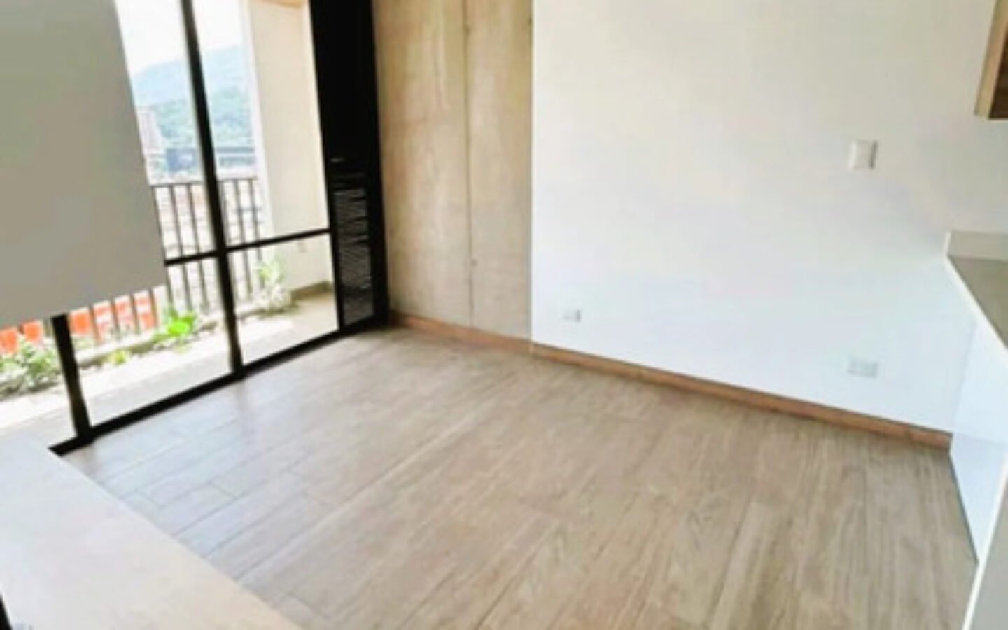 Apartamento Tipo Loft De 47 M² En Venta En Ciudad Del Río, Medellín. Ed Distrito Vera. Con Balcón, Parqueadero Privado, Zona De Ropas Independiente Y Acceso A Piscina, Coworking, Gimnasio…