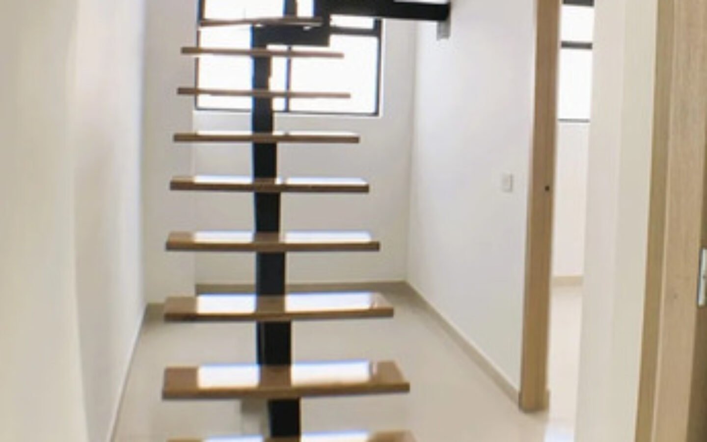 Apartamento Para Estrenar En Venta En El Centro De Itagüí Sector La Gloria | 103 M² Con Balcón Y Terraza Privada