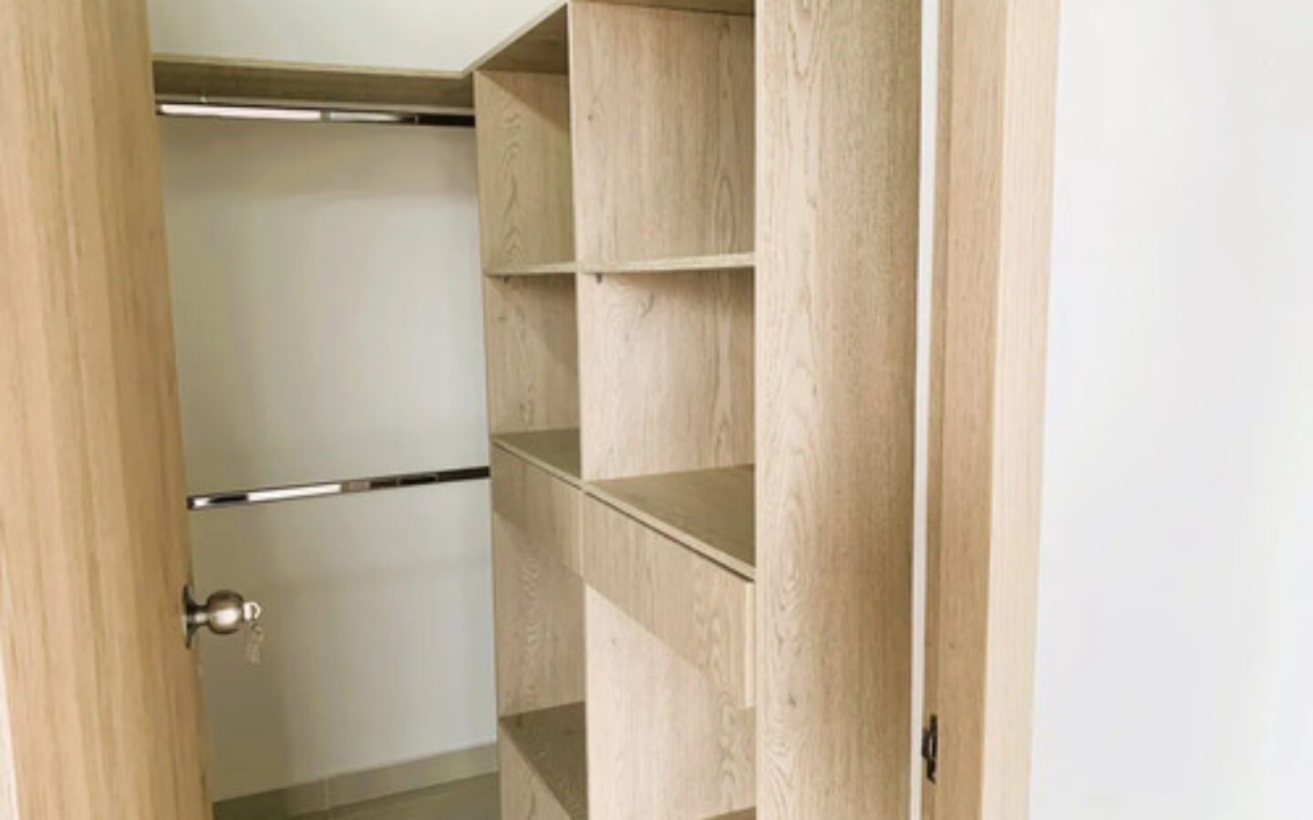 Apartamento Para Estrenar En Venta En El Centro De Itagüí Sector La Gloria | 103 M² Con Balcón Y Terraza Privada