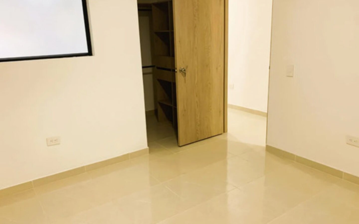 Apartamento Nuevo En Venta En El Centro De Itagüí Sector La Gloria 82.5 M², 3 Habitaciones