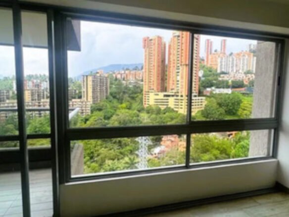 Apartamento En Venta En El Poblado Sector Castropol Medellín. Con 97 M², 2 Habitaciones, 2 Baños, Parqueadero Doble, Cuarto Útil, Gimnasio Y Solárium. Excelente Ubicación