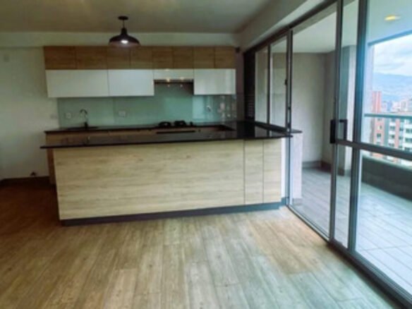 Apartamento En Venta En El Poblado Sector Castropol Medellín. Con 97 M², 2 Habitaciones, 2 Baños, Parqueadero Doble, Cuarto Útil, Gimnasio Y Solárium. Excelente Ubicación