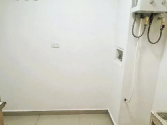 Apartamento En Venta En El Poblado Sector Castropol Medellín. Con 97 M², 2 Habitaciones, 2 Baños, Parqueadero Doble, Cuarto Útil, Gimnasio Y Solárium. Excelente Ubicación