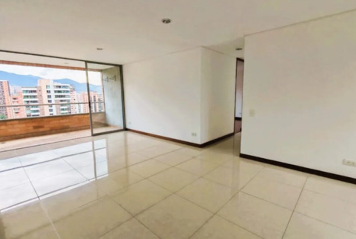 Apartamento En Venta En El Poblado, Castropol Medellín. Con 124.96 M², 3 Habitaciones, 3 Baños, Vista Panorámica Y 2 Parqueaderos, . Unidad Con Piscina, Gimnasio, Turco, Salón Social Y Gran Ubicación