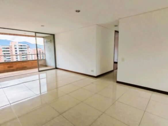 Apartamento En Venta En El Poblado, Castropol Medellín. Con 124.96 M², 3 Habitaciones, 3 Baños, Vista Panorámica Y 2 Parqueaderos, . Unidad Con Piscina, Gimnasio, Turco, Salón Social Y Gran Ubicación