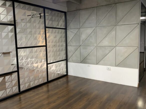Oficina Corporativa En Provenza. 251 M2 Con Recepción, Con Área De Trabajo Para Equipos, 5 Oficinas Privadas, Auditorio Y 3 Parqueaderos. Ubicación Estratégica En El Poblado.