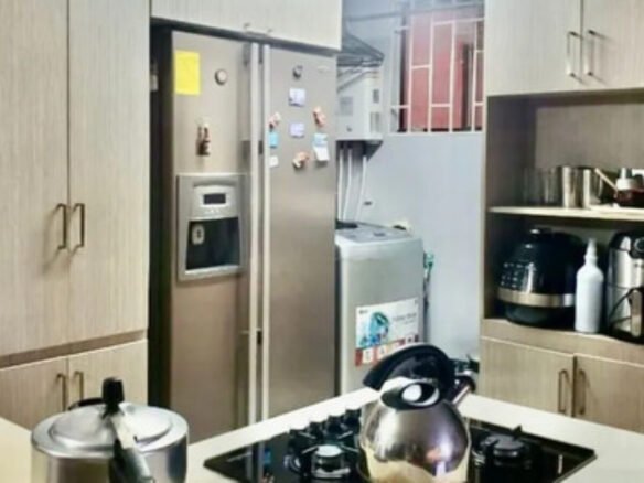 Venta De Apartamento De 3 Habitaciones En Urbanización Por El Sector San Diego Cerca Al Poblado