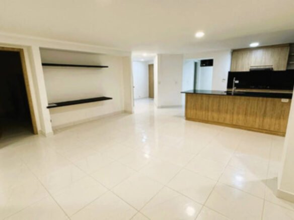 Apartamento En Venta En El Poblado Medellín, Parque Lleras | 107 M2, 4 Habitaciones, 3 Baños, Cuarto Util Y Parqueadero. Amenidades Completas