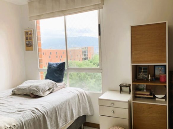 Apartamento En Arriendo En El Poblado Medellín Sector Patio Bonito | 3 Habitaciones, 2 Baños Y Parqueadero