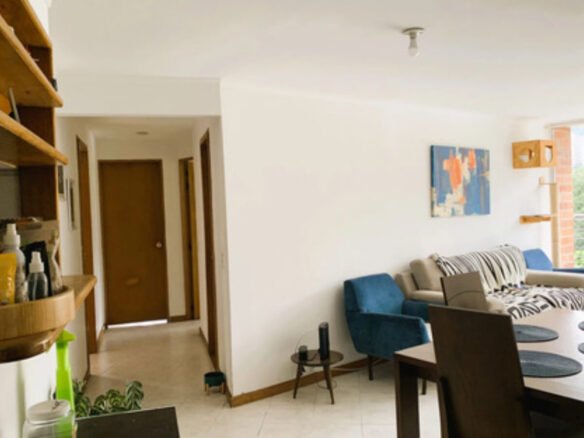 Apartamento En Arriendo En El Poblado Medellín Sector Patio Bonito | 3 Habitaciones, 2 Baños Y Parqueadero
