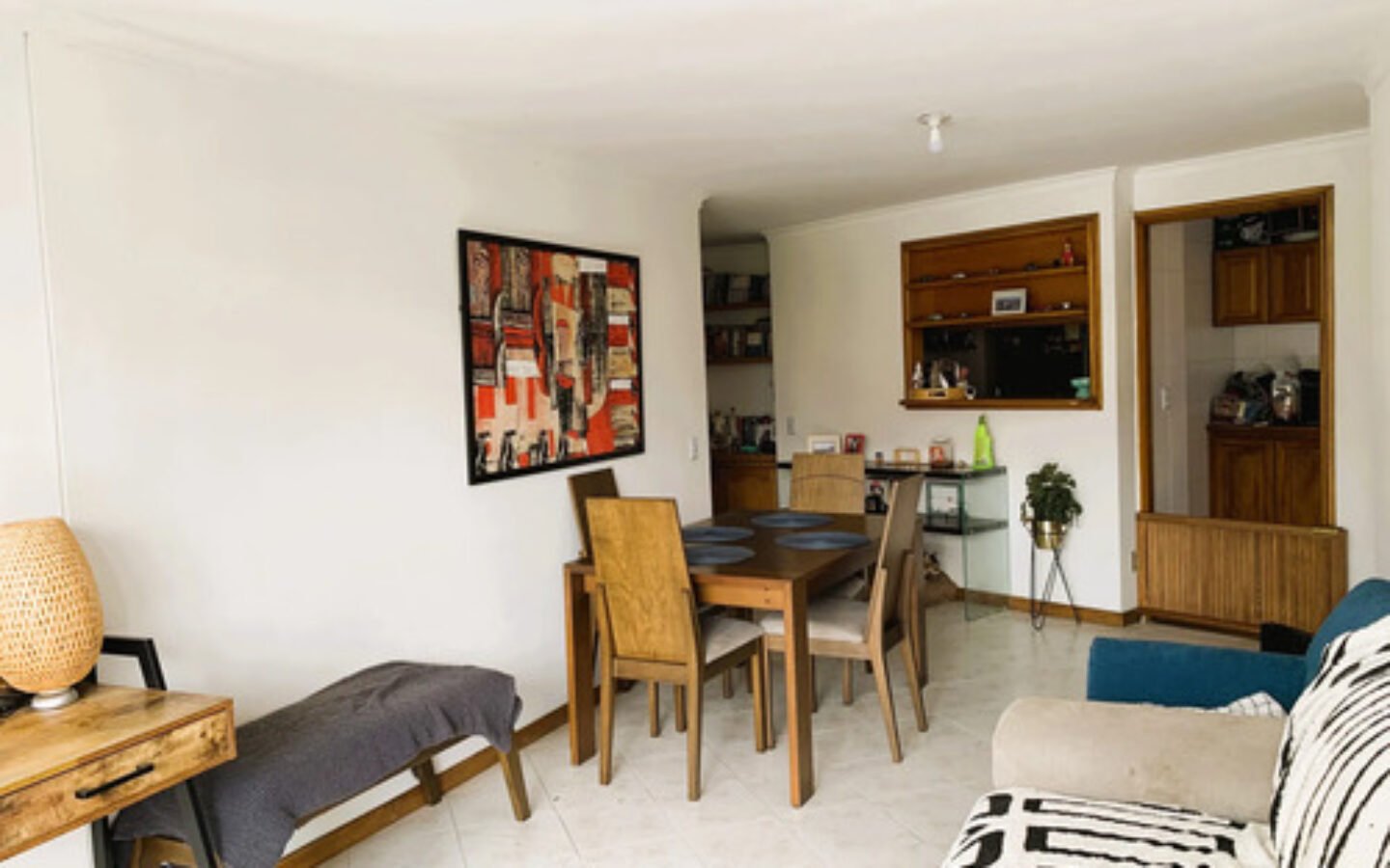 Apartamento En Arriendo En El Poblado Medellín Sector Patio Bonito | 3 Habitaciones, 2 Baños Y Parqueadero