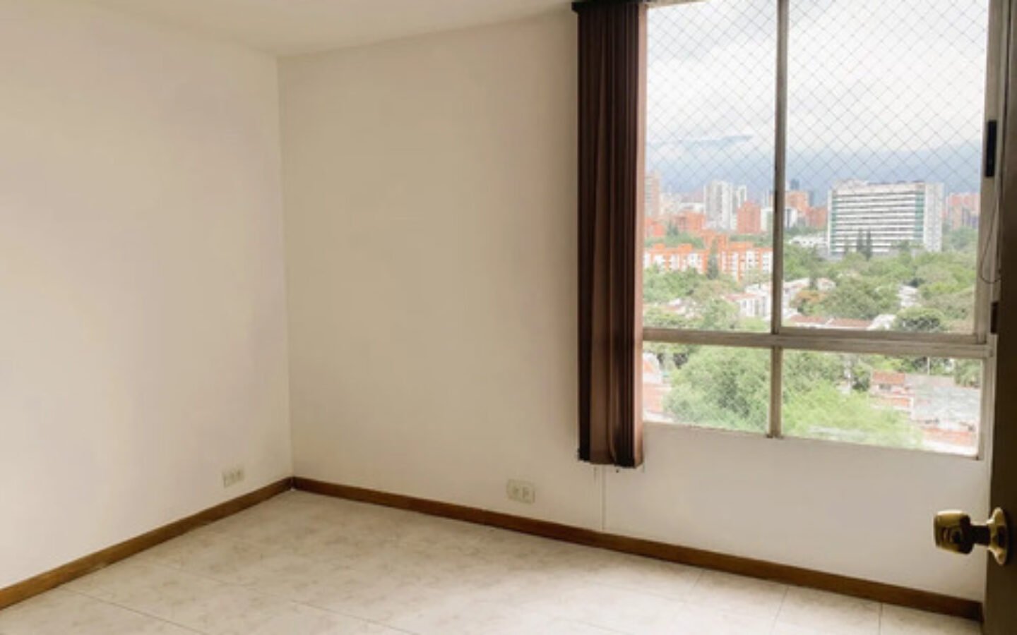 Apartamento En Arriendo En Patio Bonito El Poblado Medellín | Balcón Cerca De Milla De Oro Con 2 Habitaciones, 2 Baños Y 1 Parqueadero