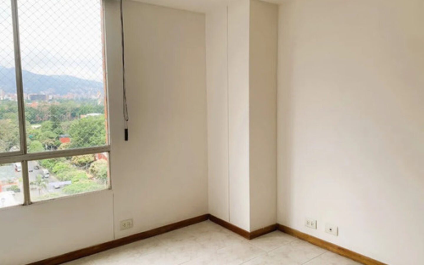 Apartamento En Arriendo En Patio Bonito El Poblado Medellín | Balcón Cerca De Milla De Oro Con 2 Habitaciones, 2 Baños Y 1 Parqueadero