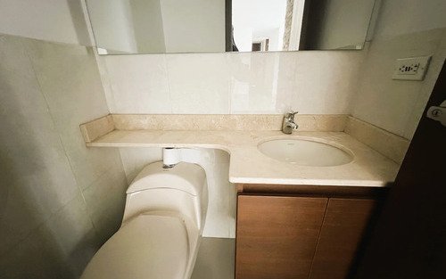 Apartamento En Venta En El Poblado , Milla De Oro, Medellín| 115 M2, 4 Habitaciones, 2 Parqueaderos Y Excelente Ubicación