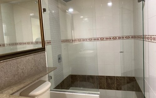 Apartamento En Arriendo En El Tesoro, El Poblado | 167 M2, 4 Habitaciones, Vista Panorámica Y Gimnasio