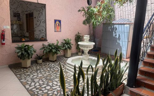 Casa Comercial En Arriendo En Laureles | 308 M2, Zona Exterior, Alto Flujo Y Excelente Visibilidad